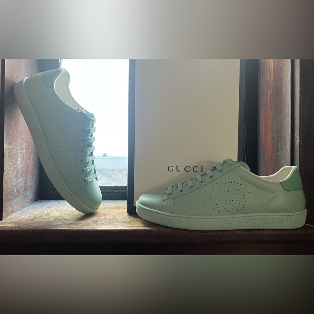 NEW Gucci Leather Interlocking G Sneakers
Women's European Size 36 in Green - Picture 11 of 14